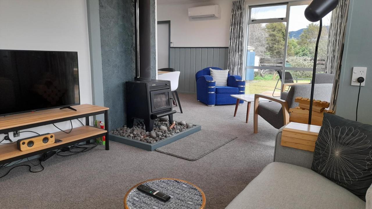 Pihanga Vista Cottage トゥランギ エクステリア 写真
